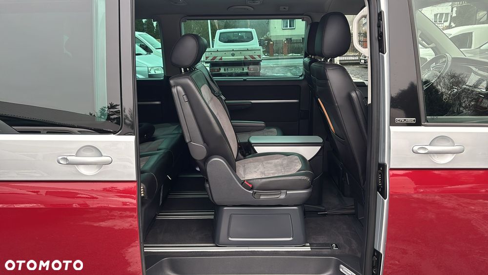 Volkswagen Multivan - 20