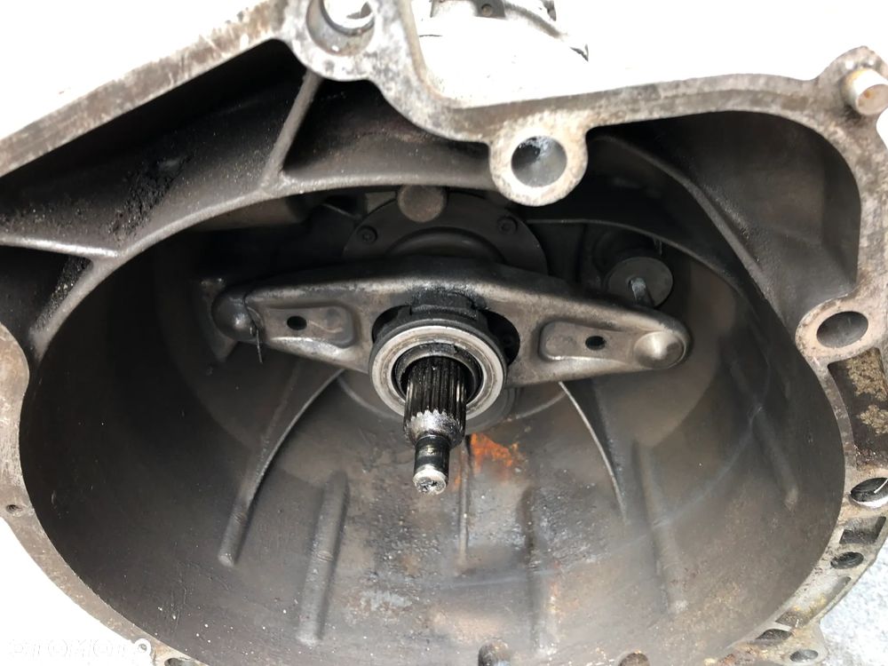 SKRZYNIA BIEGÓW BMW E87 M47 - 4