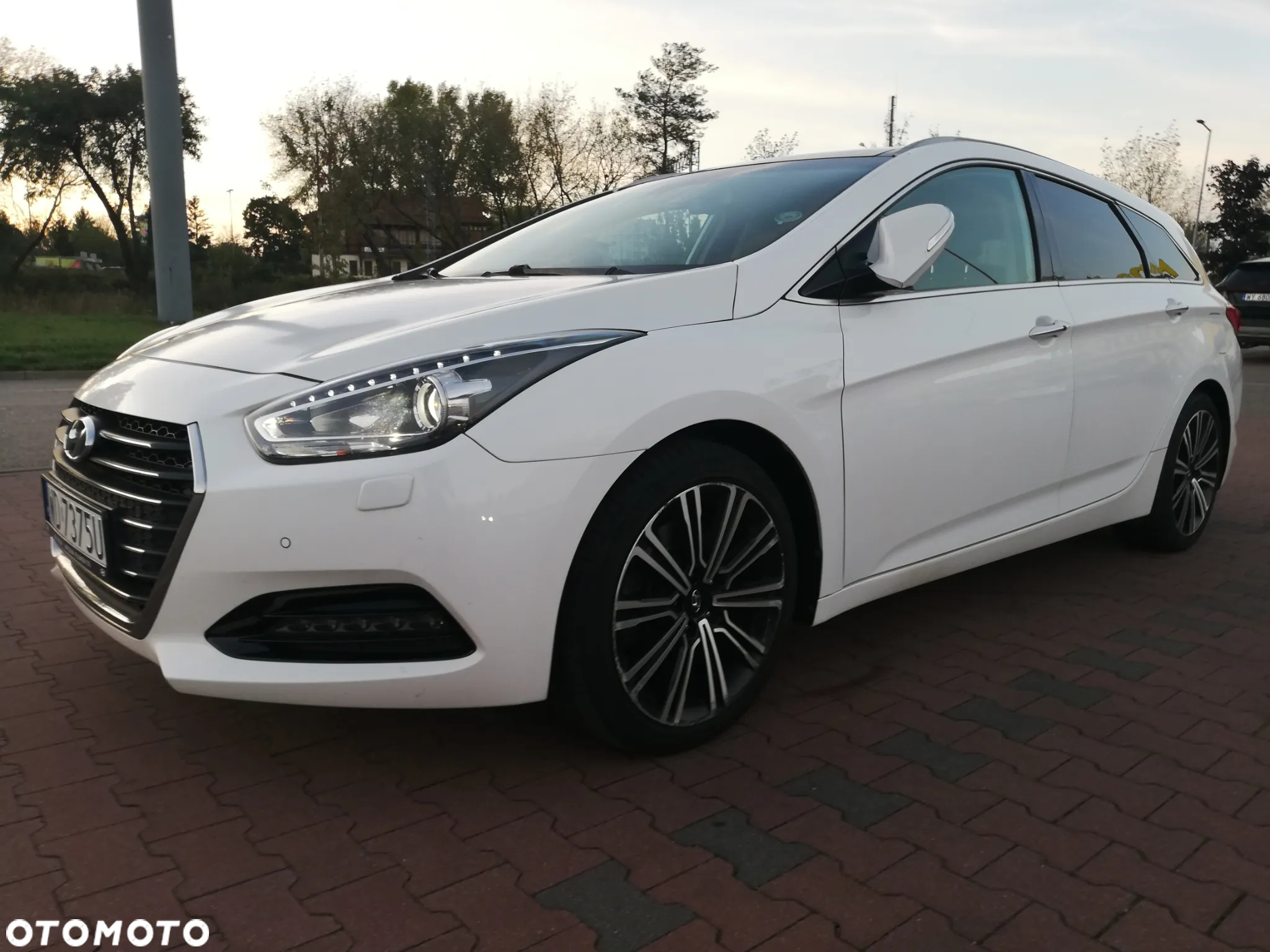 Hyundai i40 Kombi 1.7 CRDi Premium - 10