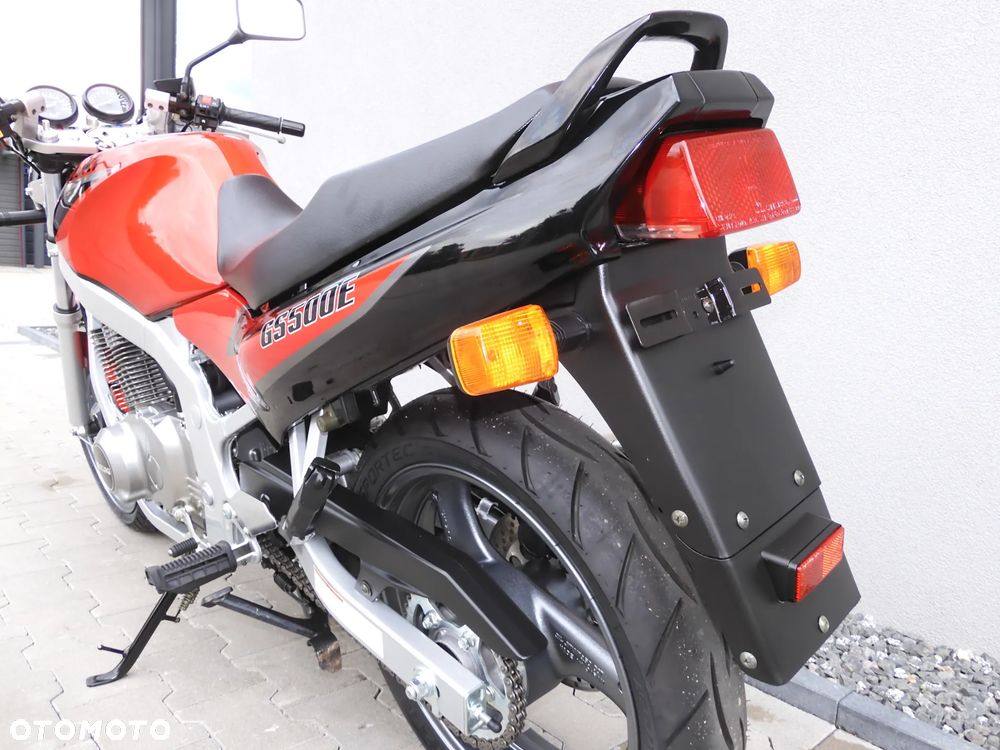 Suzuki GS - 32