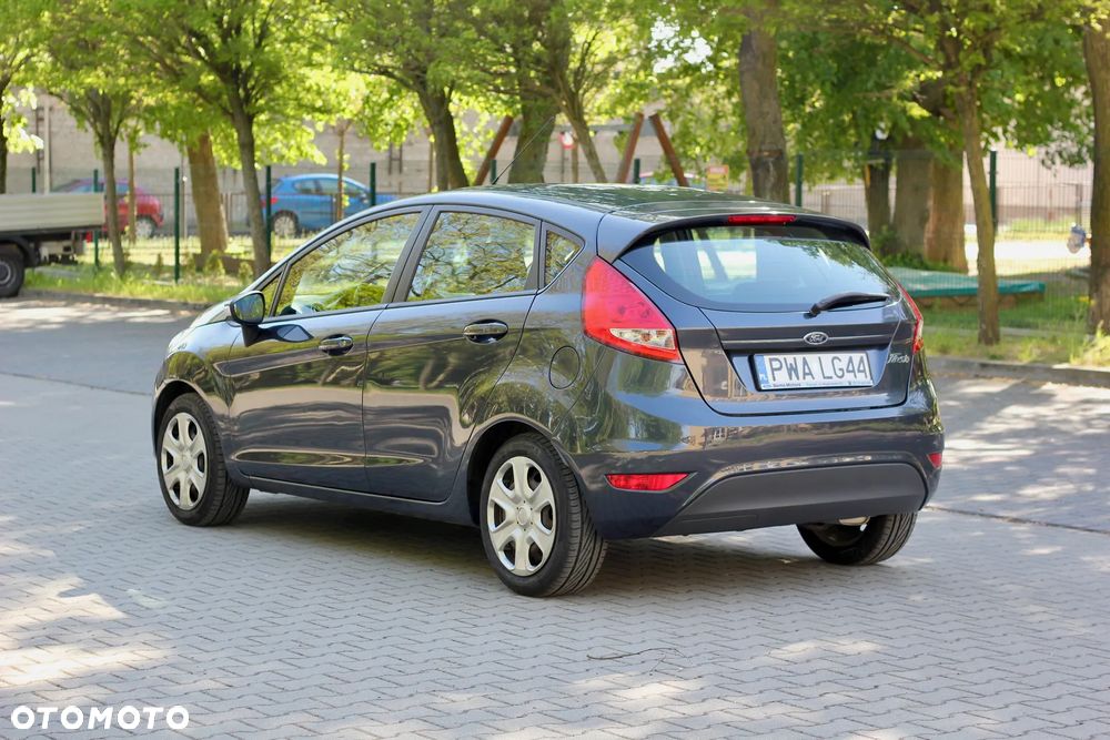 Ford Fiesta - 5
