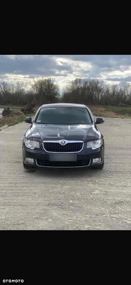 Skoda Superb 2.0 TDI Elegance DSG - 19