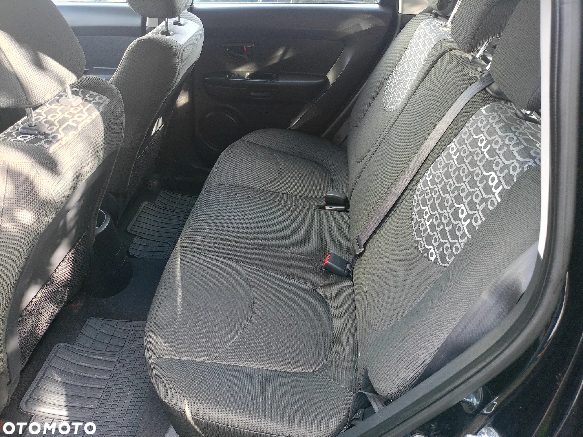 Kia Soul 1.6 L - 11