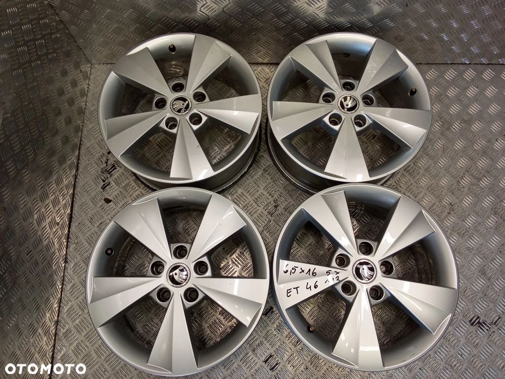 Felgi Skoda Octavia Yeti Karoq Superb 6,5Jx16 et46 5x112 - 1