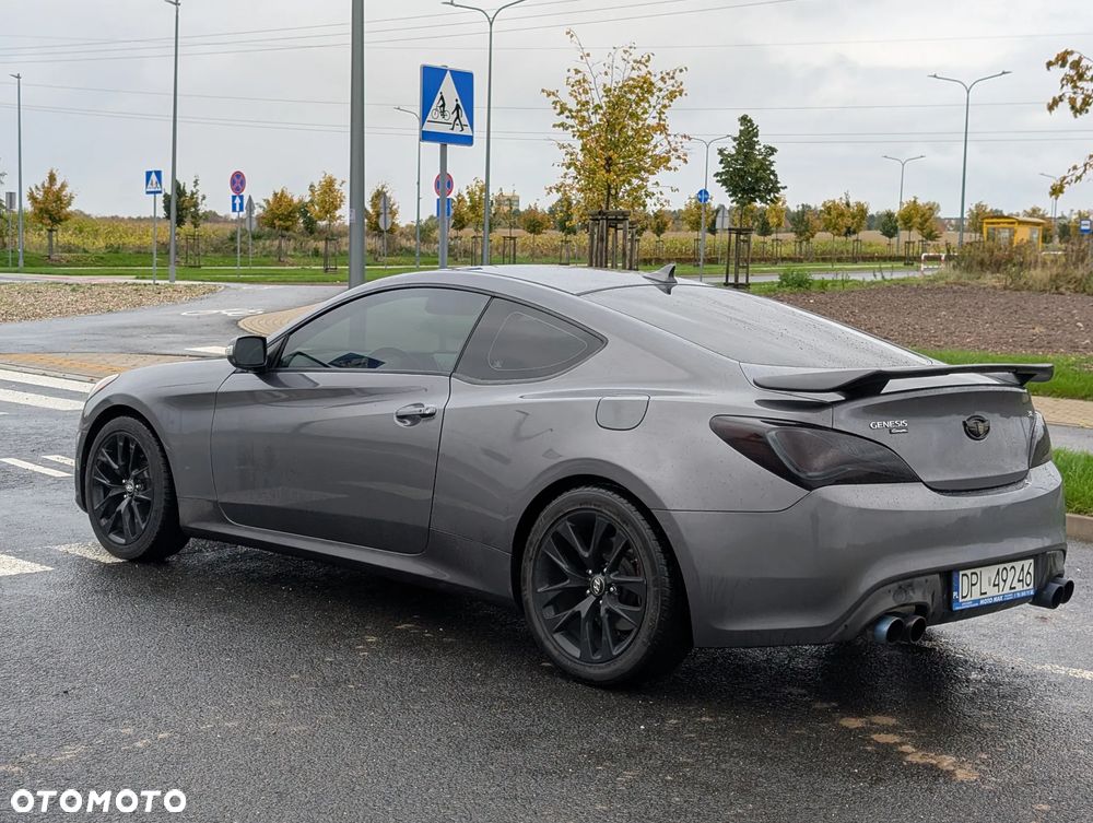 Hyundai Genesis Coupe 3.8 V6 Automatik - 5