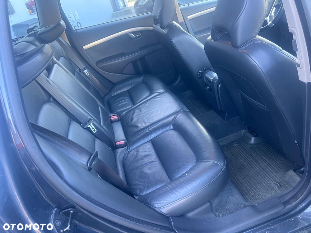 Volvo V70 D3 Geartronic Kinetic - 32