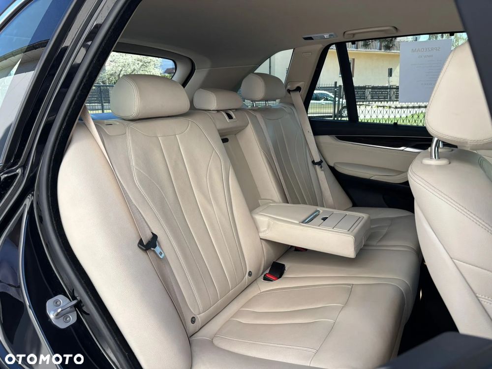 BMW X5 xDrive25d - 16