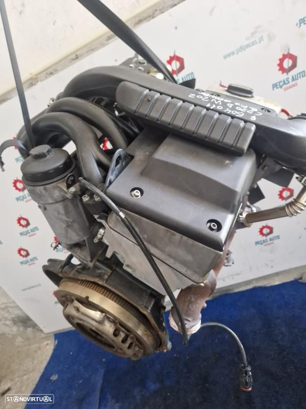 Motor Combustão Mercedes-Benz C-Class (W202) - 2