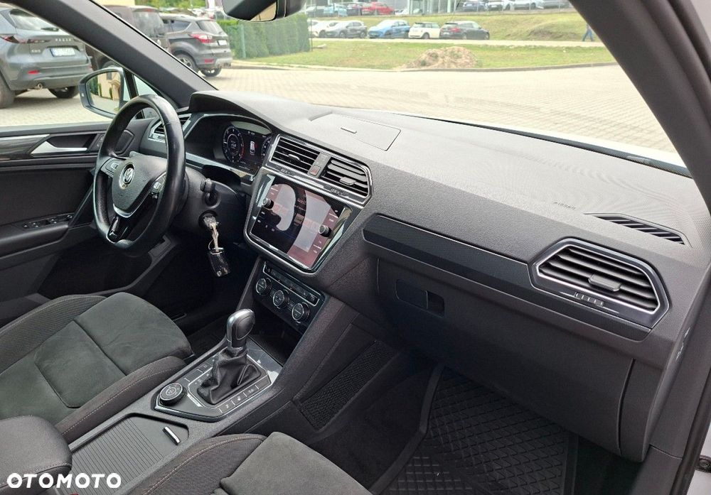 Volkswagen Tiguan - 20