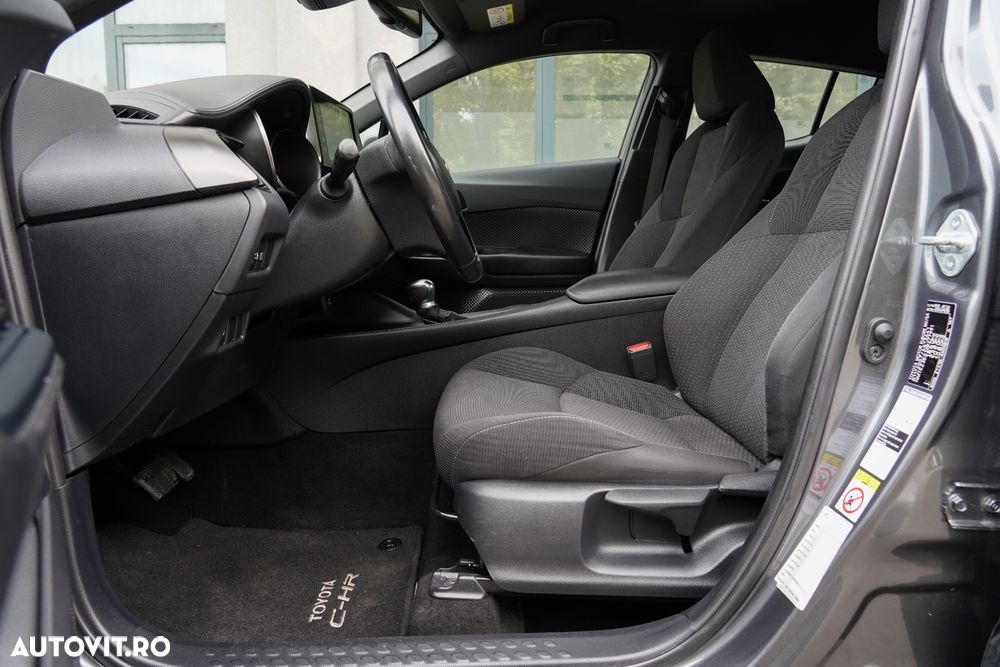 Toyota C-HR 1.8 HSD 122 CP 4x2 CVT C-lassy - 15