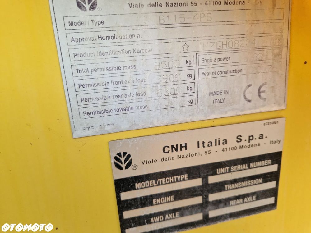 New Holland LB115 - 6
