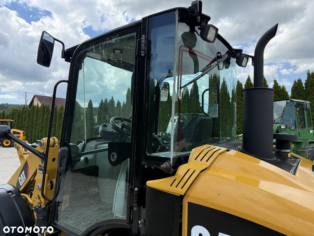 Caterpillar CAT 906 H / PIĘKNA / ORYGINAŁ / TYLKO 4014 MTH / SPROWADZONA Z NIEMIEC / MAŁE GABARYTY / BEZ DPF I ADBLUE / ZADBANA / 60 70 M 506 509 L30 L35 908 907 320 318 750 850 - 23
