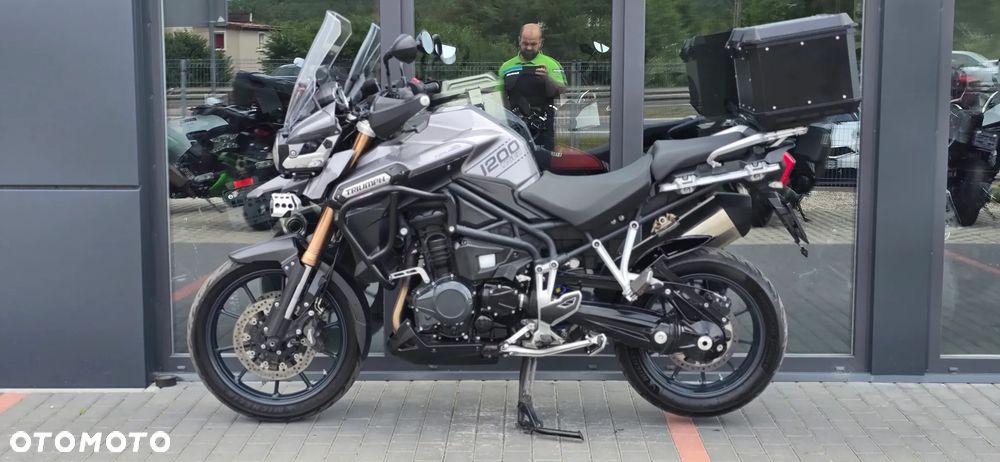 Triumph Tiger - 24