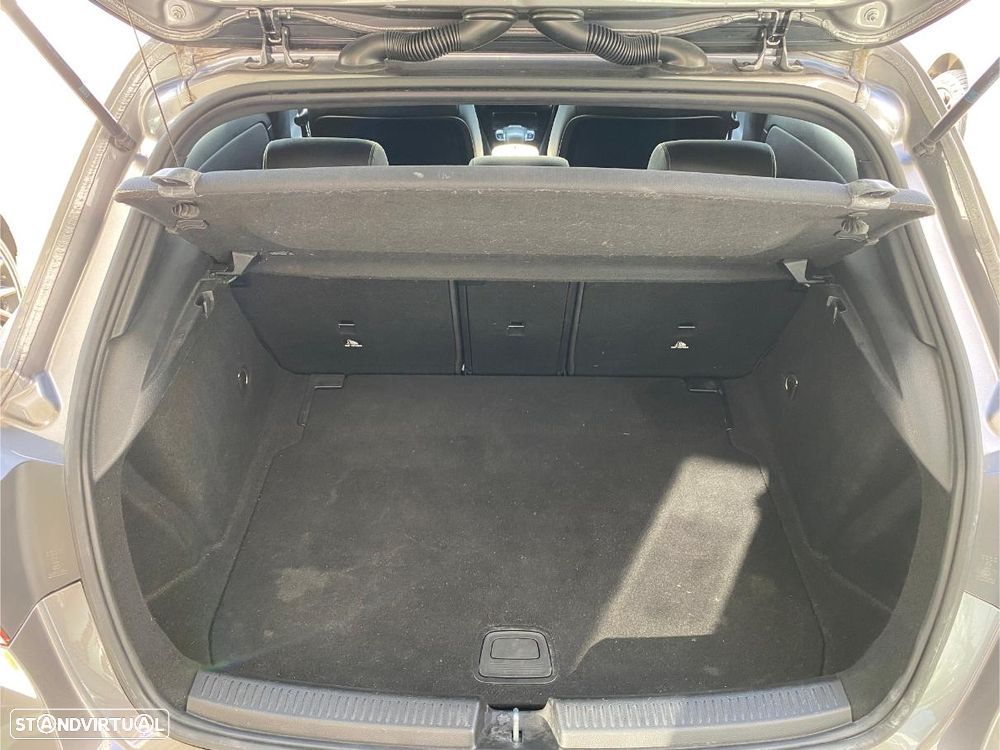 Mercedes-Benz A 200 7G-DCT Style - 24
