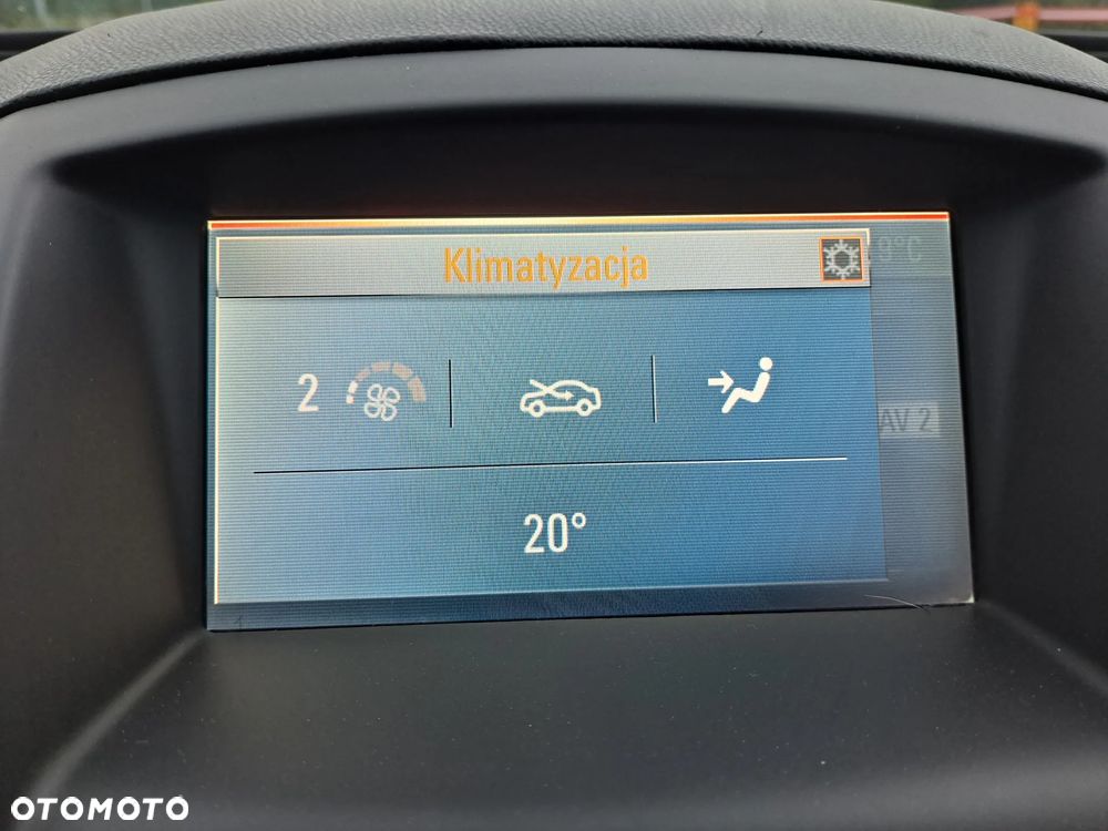 Opel Insignia 1.8 Cosmo - 23