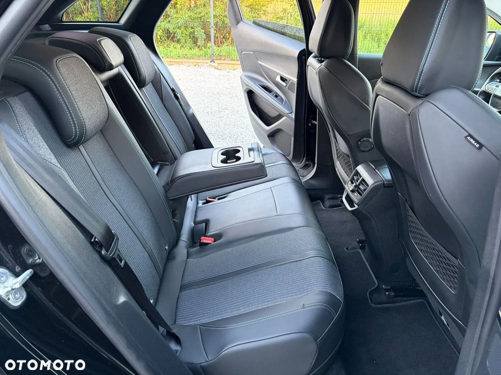 Peugeot 3008 225 e-EAT8 Allure Pack - 34