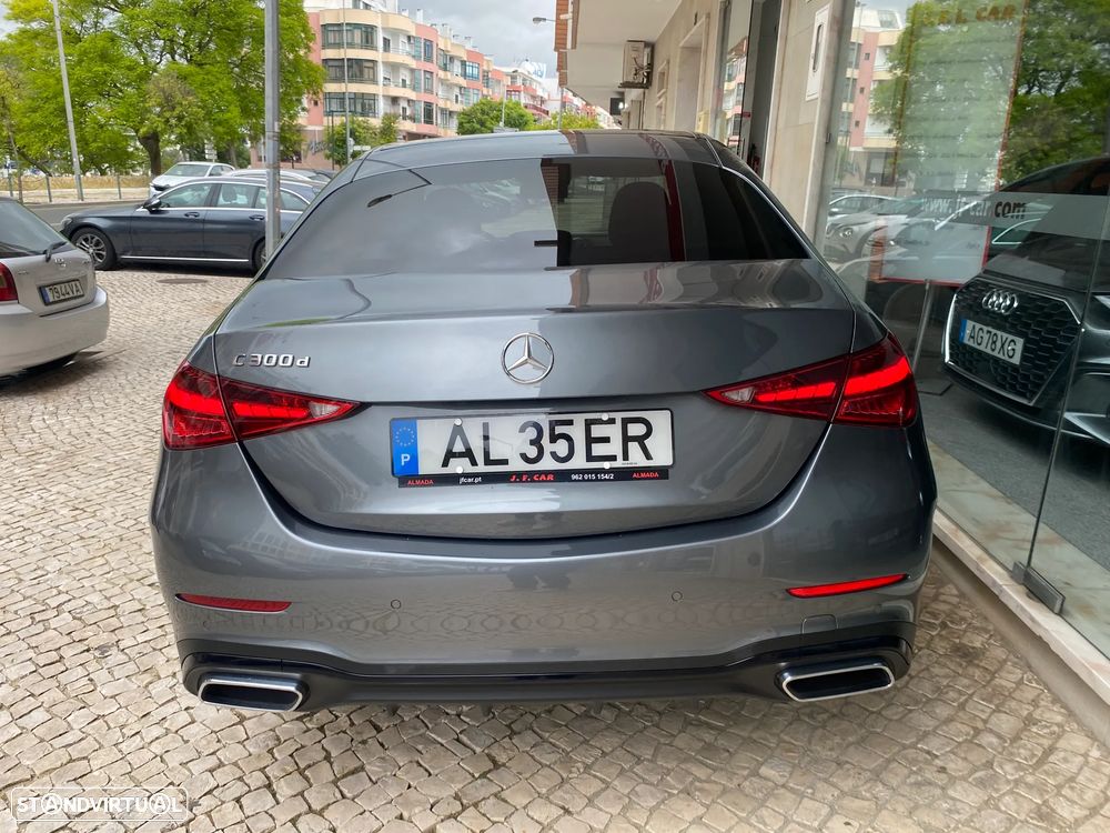 Mercedes-Benz C 300 d AMG Line - 11