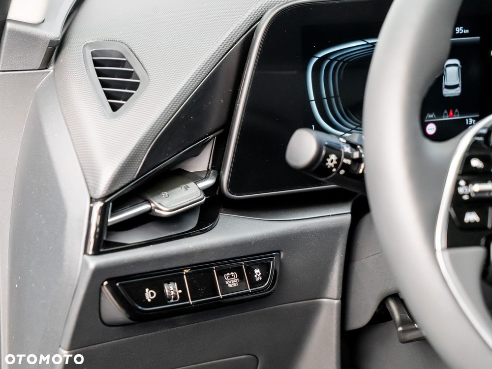 Kia Niro 1.6 GDI Hybrid M - 20