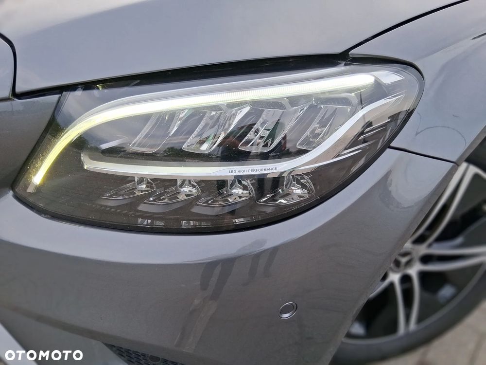 Mercedes-Benz Klasa C 200 d 9G-TRONIC Avantgarde - 19