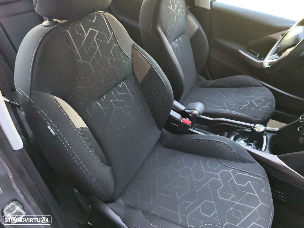 Peugeot 2008 1.6 e-HDi Allure 2-Tronic - 15