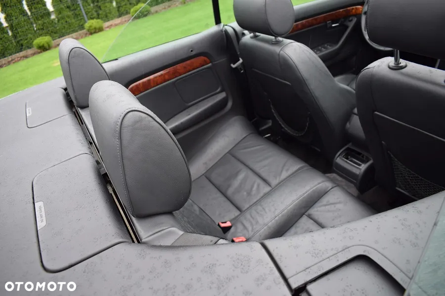 Audi A4 Cabriolet 1.8 T multitronic - 11