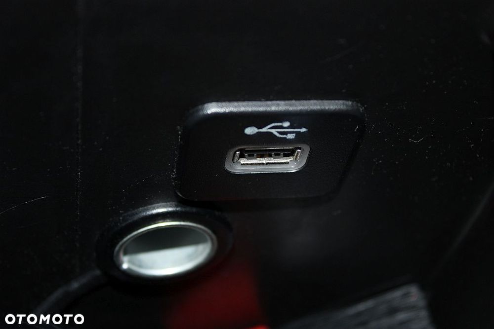 Jeep Wrangler - 33