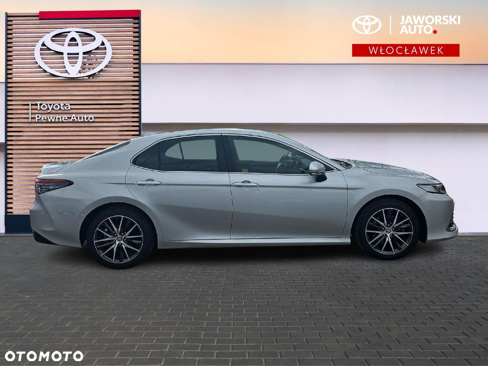 Toyota Camry 2.5 Hybrid Prestige CVT - 8
