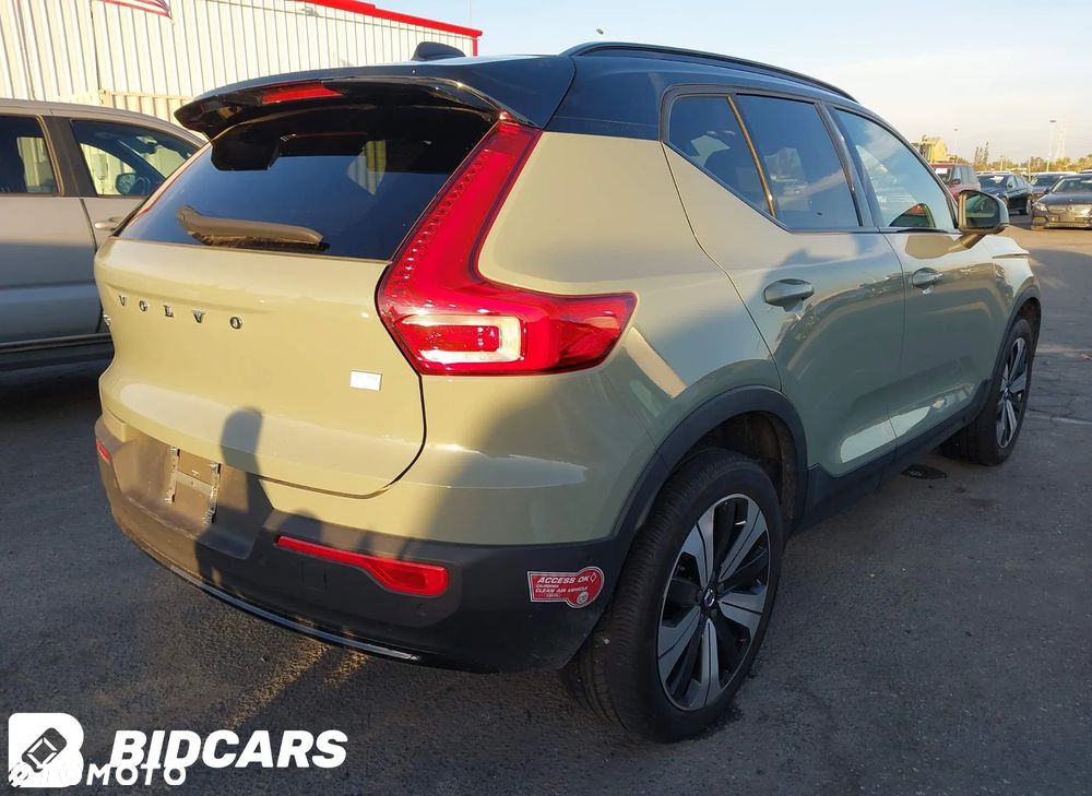 Volvo XC 40 - 24