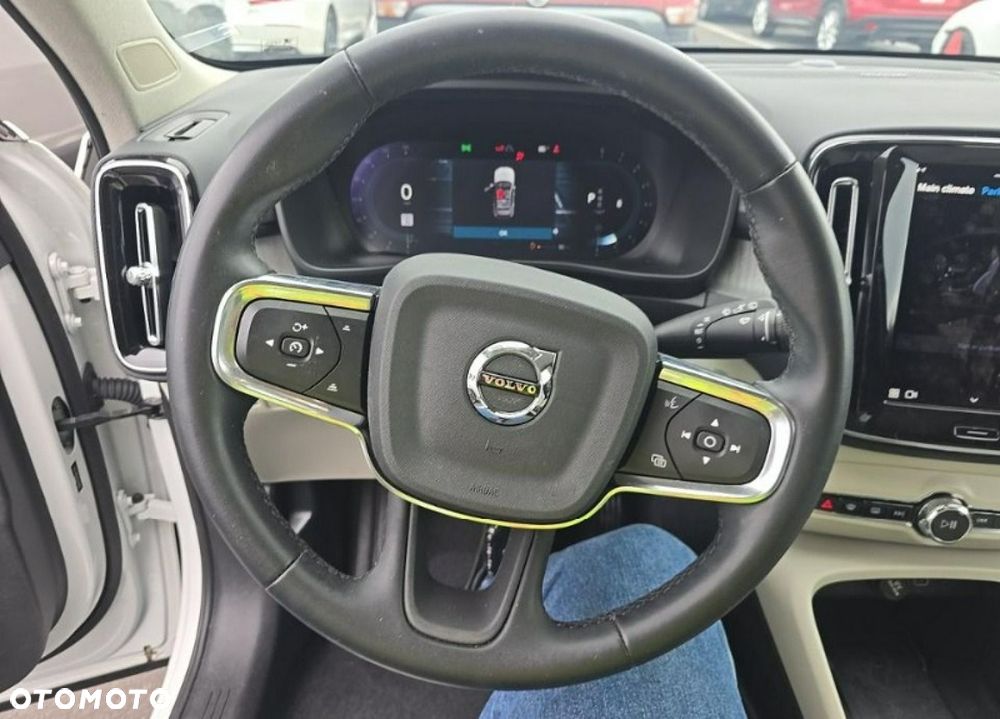 Volvo XC 40 B5 B AWD Ultimate Bright - 8