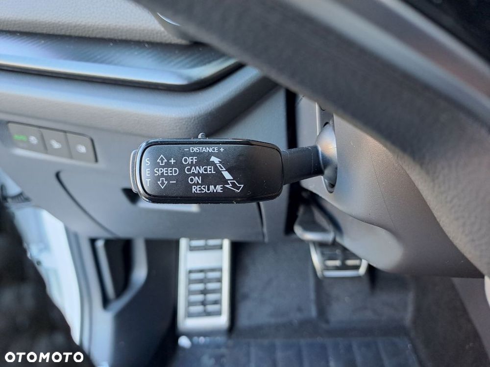 Skoda Octavia 1.5 TSI mHEV Sportline DSG - 9