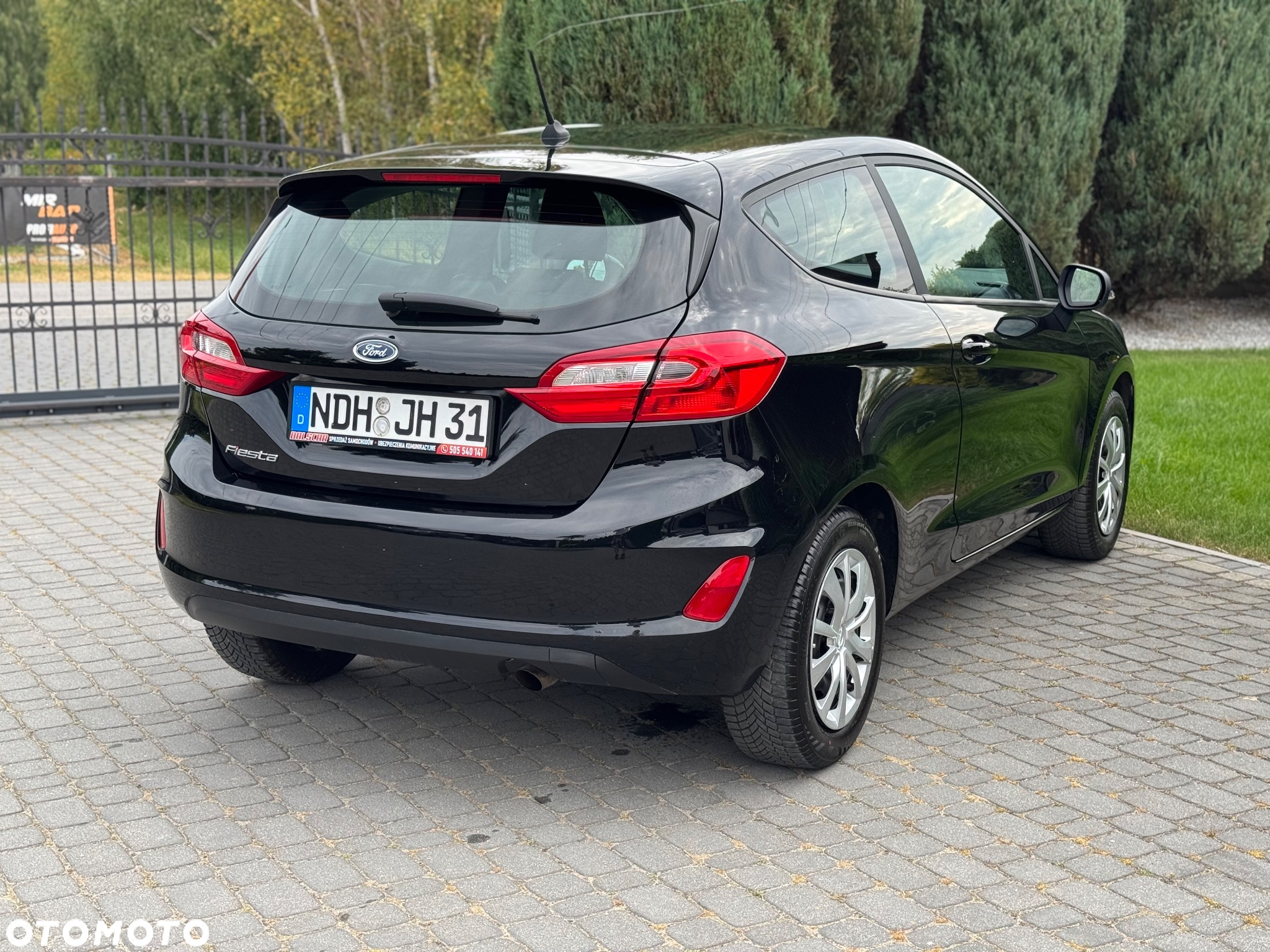 Ford Fiesta 1.1 Trend - 10