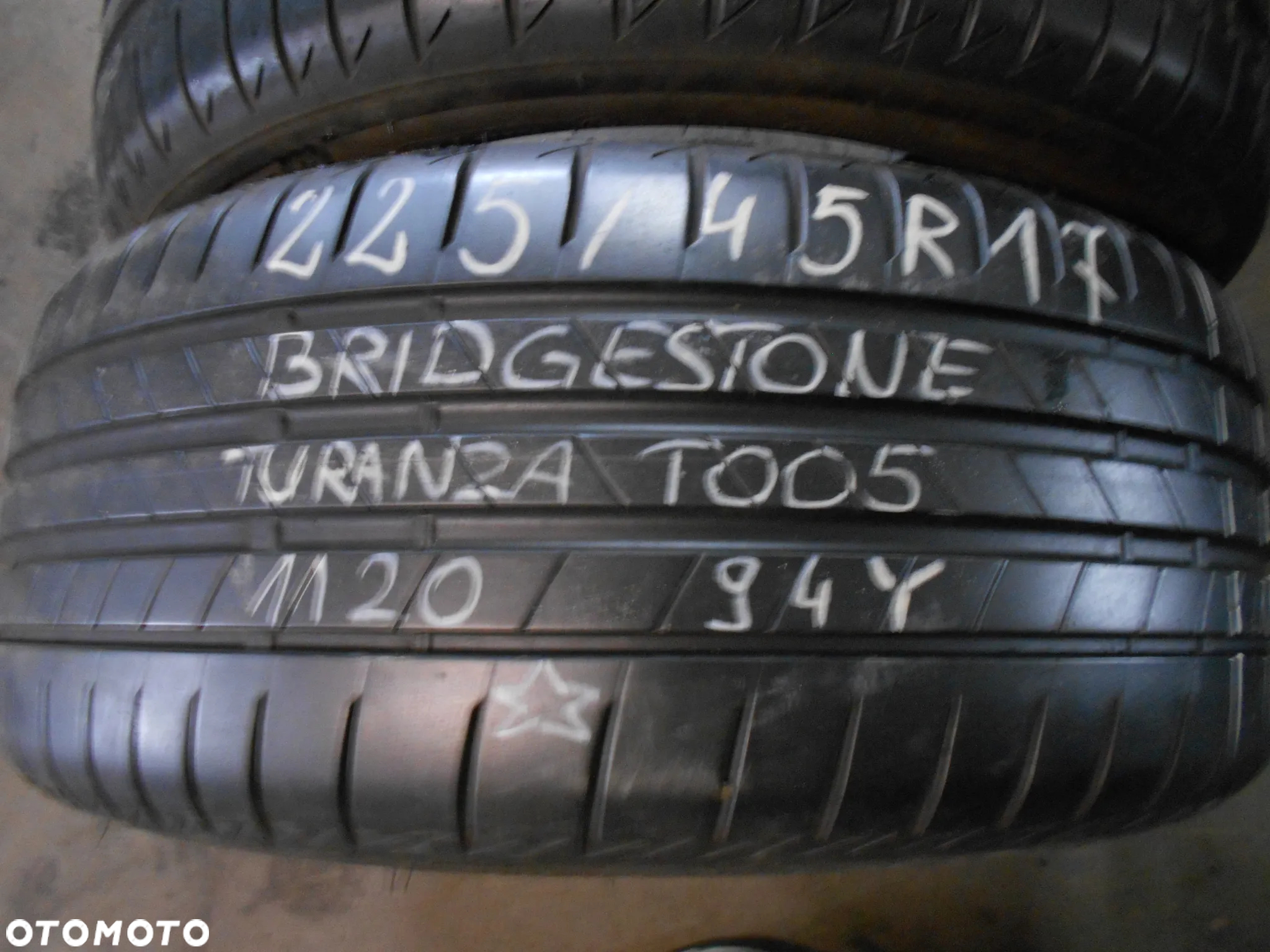 OPONY 225/45R17 BRIDGESTONE TURANZA T005 DOT 2720 7.1MM - 3