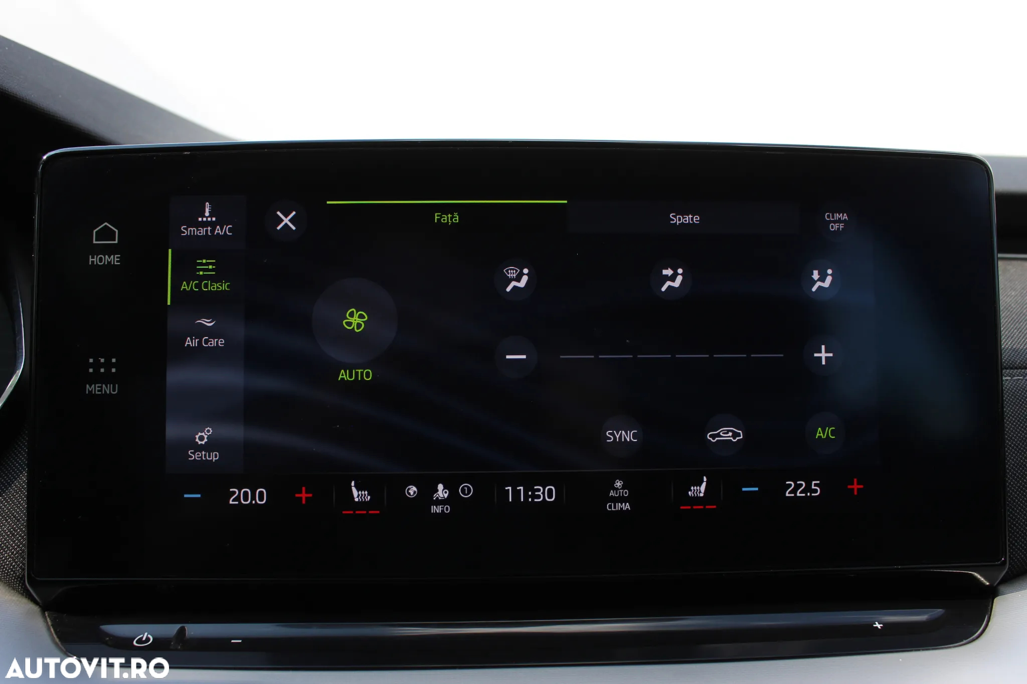 Skoda Octavia Combi 2.0 TDI DSG Style - 29