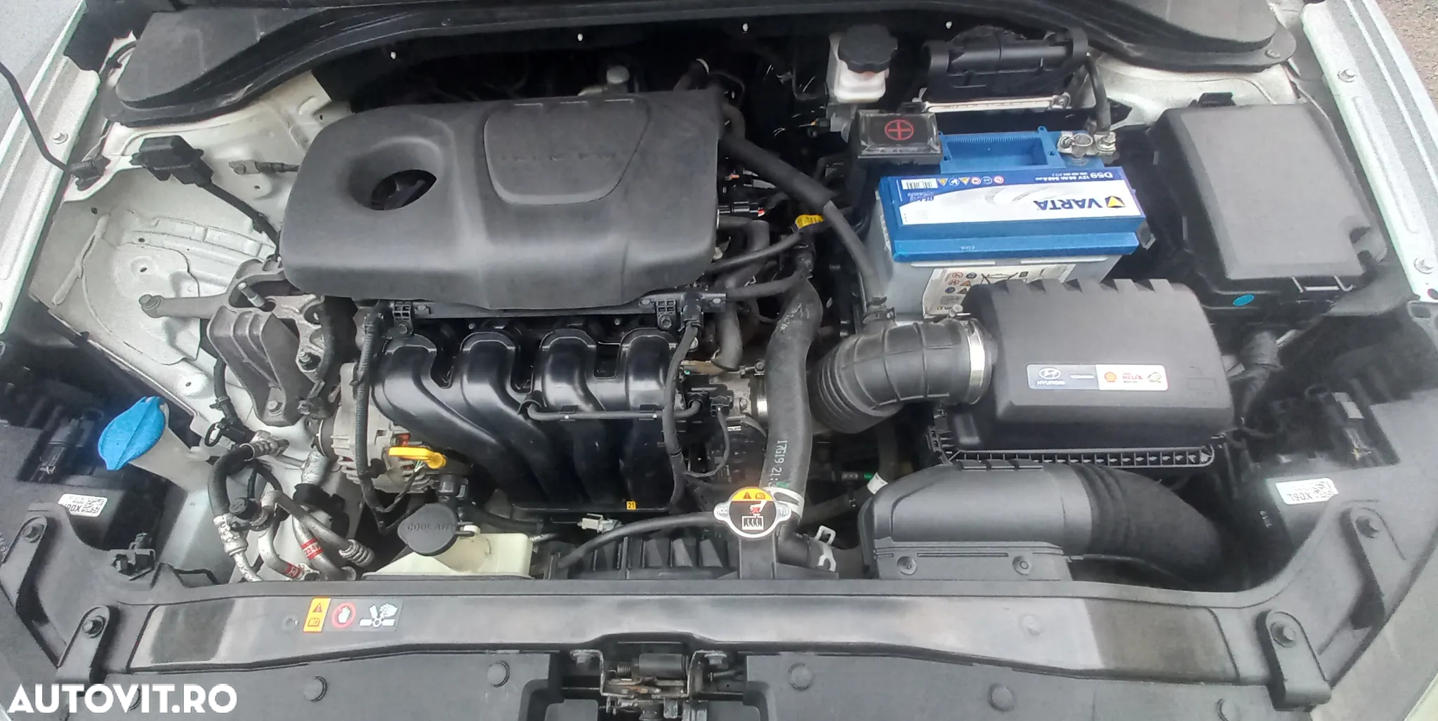 Hyundai Elantra 1.6 MPi Highway - 13