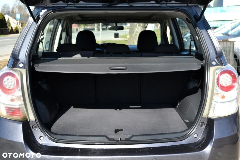 Toyota Verso 2.0 D-4D - 12