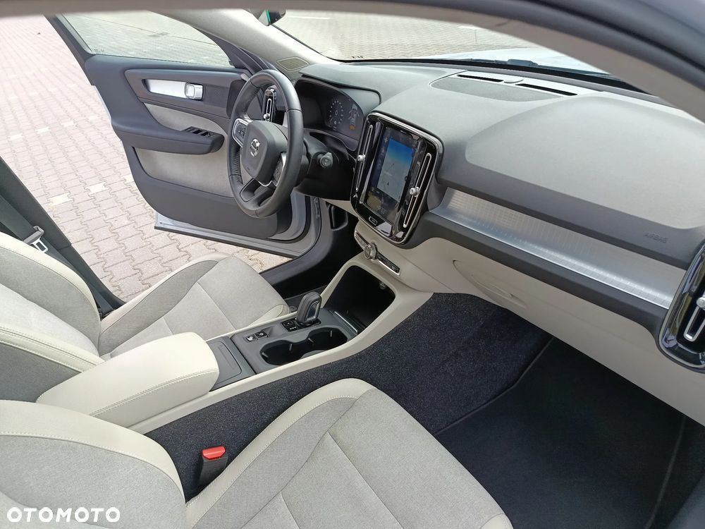 Volvo XC 40 D3 Momentum Pro - 18