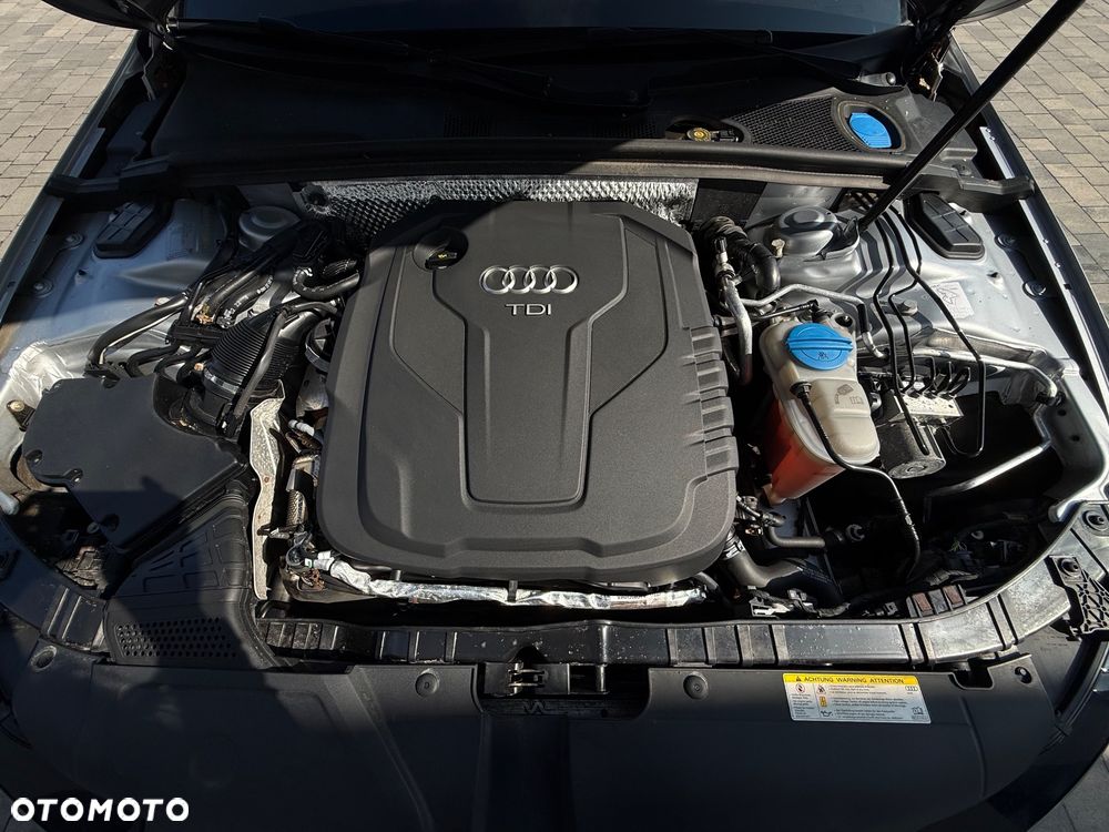 Audi A4 Avant 2.0 TDI DPF multitronic S line Sportpaket - 38