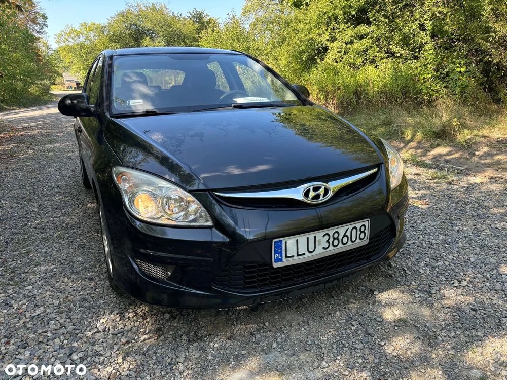 Hyundai i30 1.6 CRDi Classic + - 11