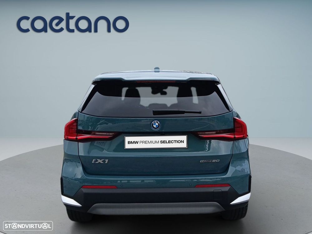 BMW iX1 eDrive20 - 7