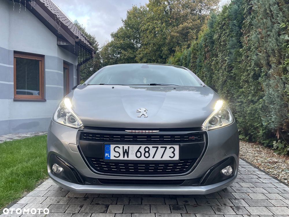 Peugeot 208 - 9