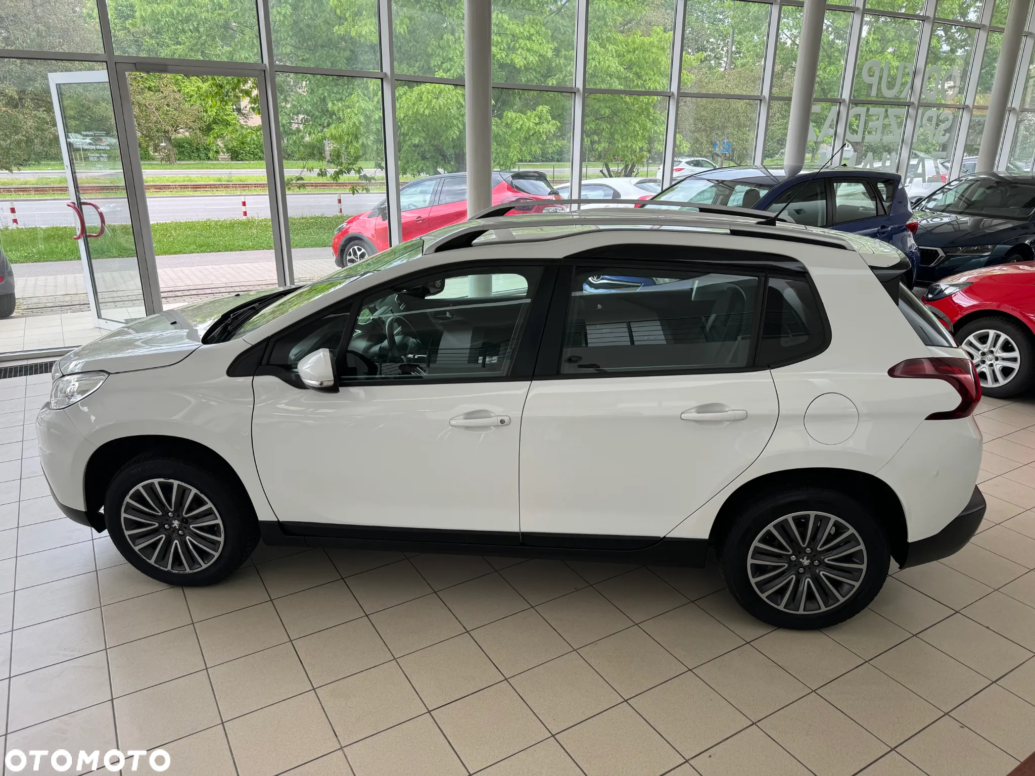 Peugeot 2008 1.2 Pure Tech Active EU6 - 18