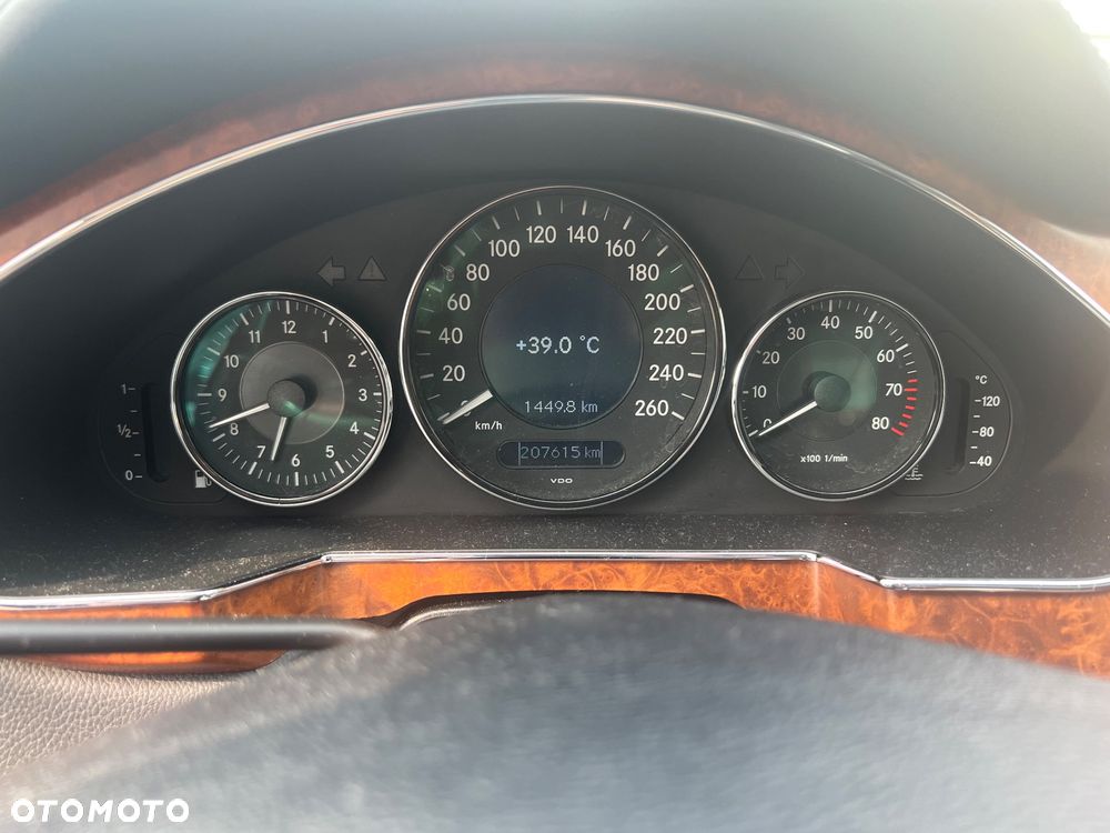 Mercedes-Benz CLS - 10
