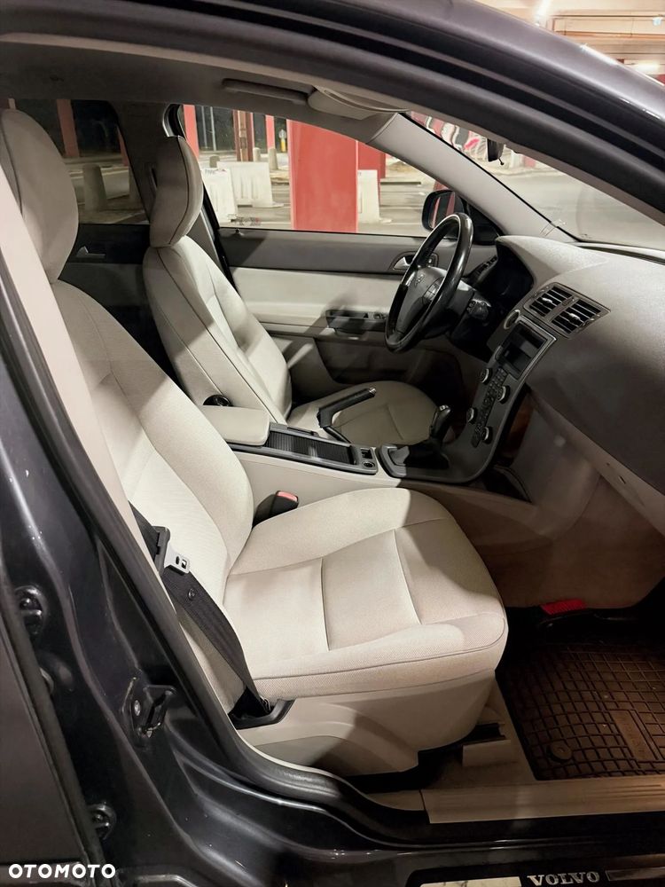 Volvo V50 D4 Momentum - 2