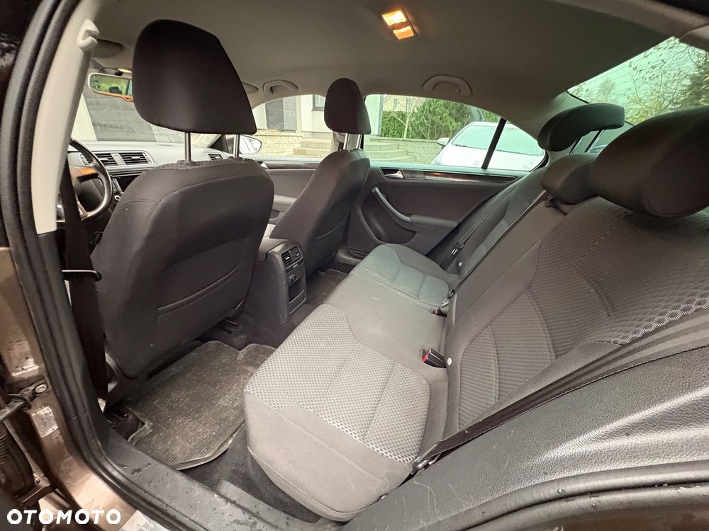 Volkswagen Jetta 1.4 TSI Comfortline - 22