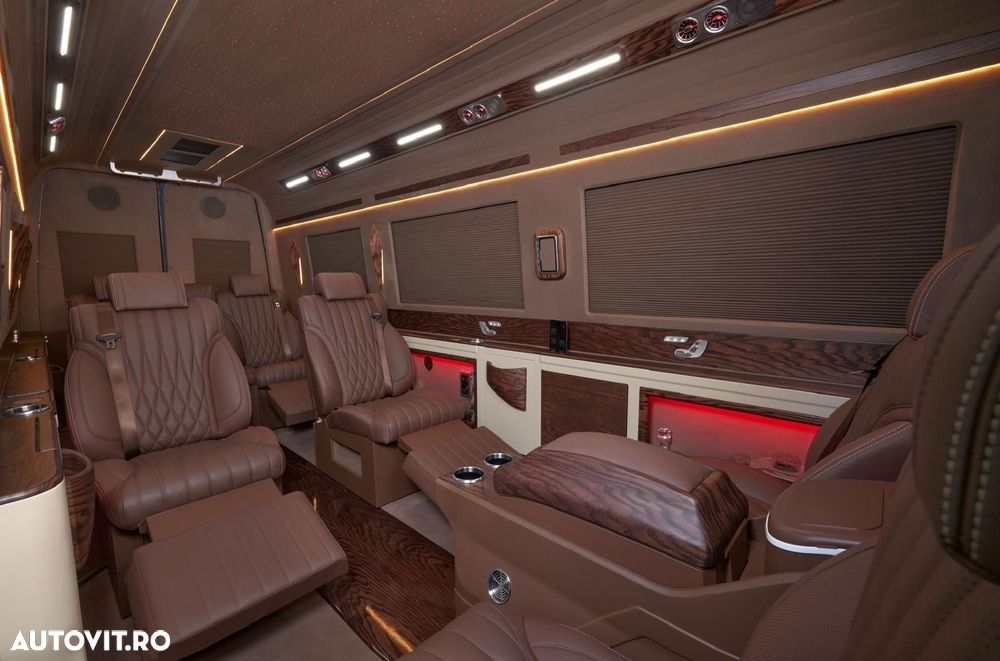 Mercedes-Benz Sprinter 906.235 7GTronic - 18