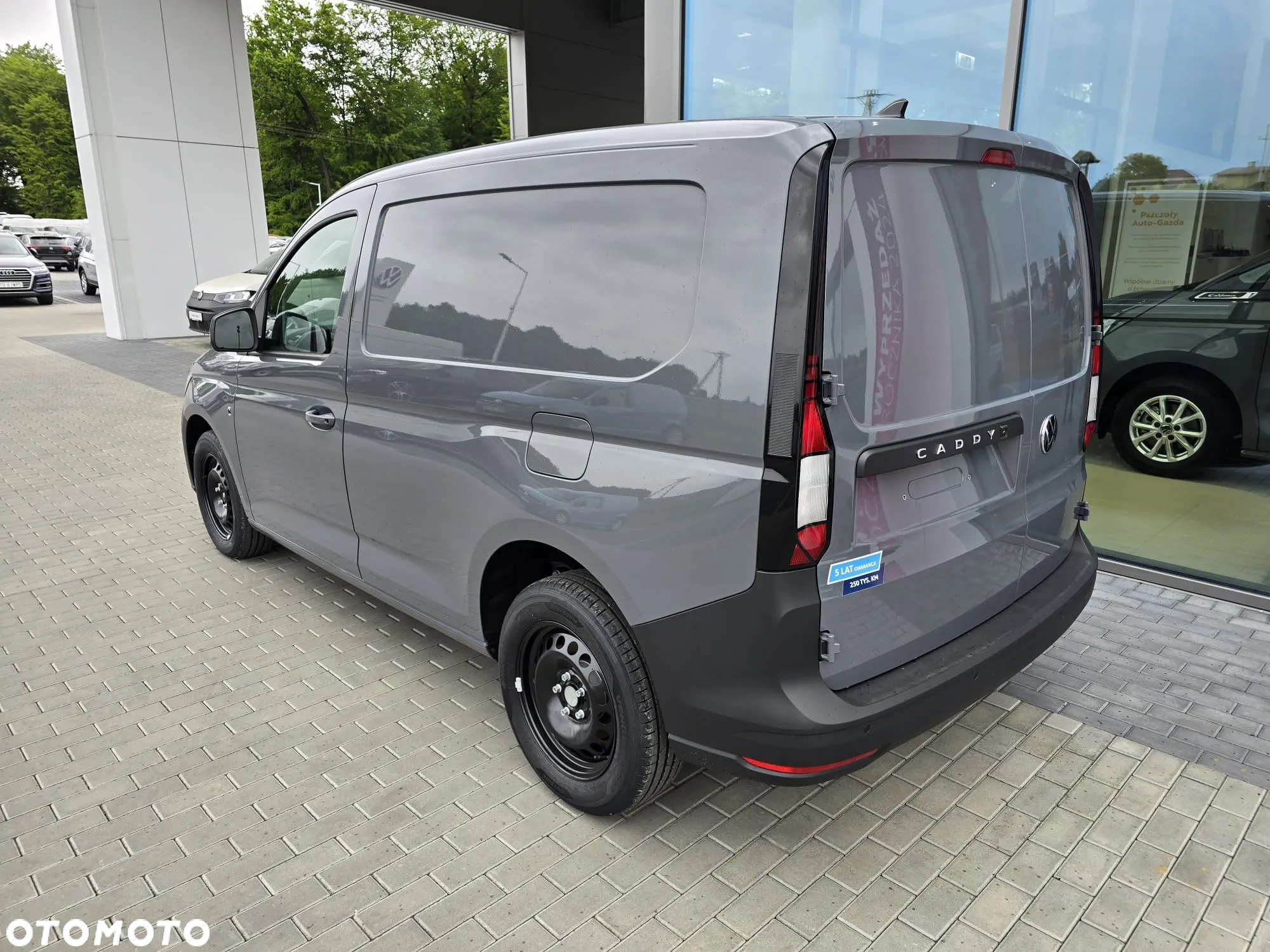 Volkswagen Caddy - 3