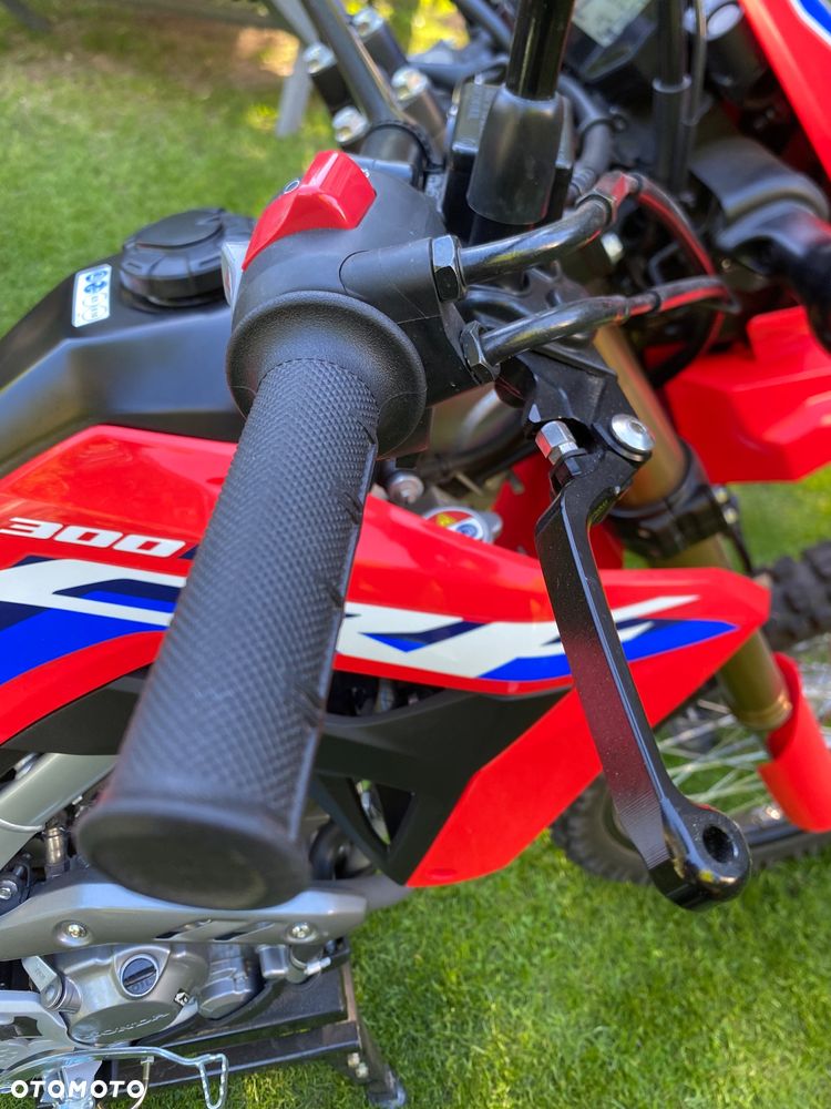 Honda CRF - 4