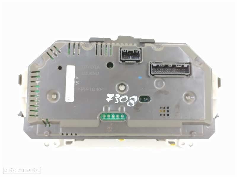 QUADRANTE TOYOTA YARIS 2012 - 4