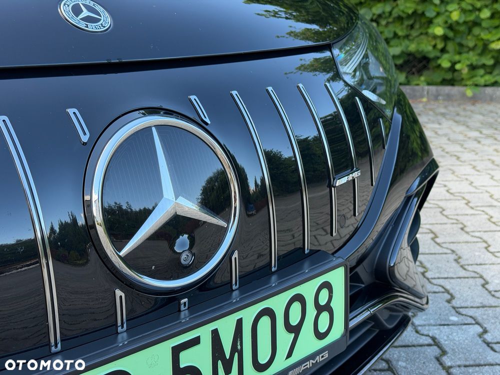 Mercedes-Benz EQE - 7
