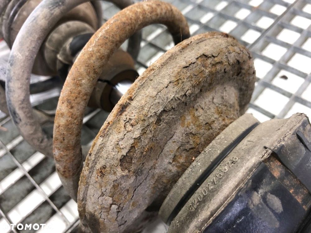 AMORTYZATOR PRAWY PRZÓD  DACIA SANDERO 2008 - 2022 1.6 (BS0R, BS0D, BS0B, BS0F, BS0H) 64 kW [87 KM] - 6